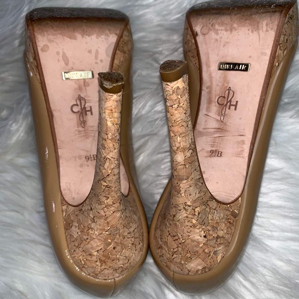 💜Patent leather Beige Peep Toe Cole Haan Heels💜 - Picture 7 of 7